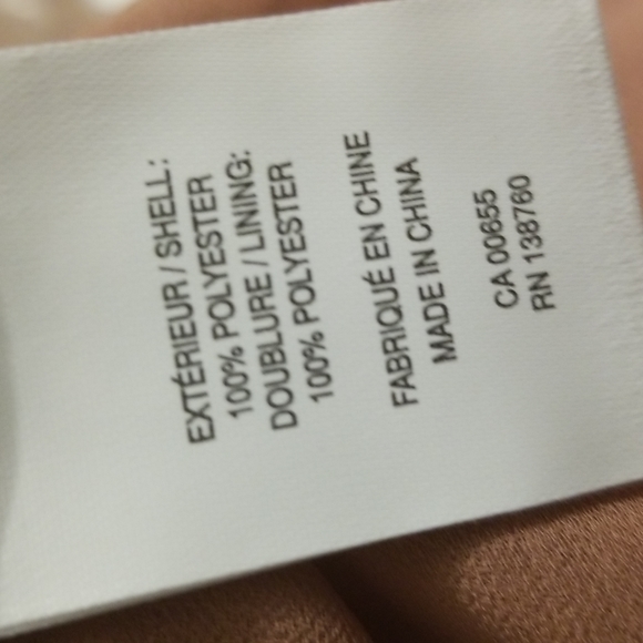 SOLD - XL SLEEVELESS TOP - Picture 7 of 8